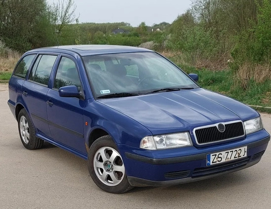 Skoda Octavia cena 4500 przebieg: 371000, rok produkcji 1998 z Szczecin małe 79